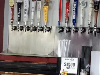 Foghorn's Wings Burgers & More