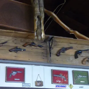 ramen and noodles, interior