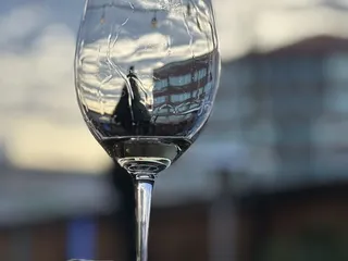 Tlo Wines