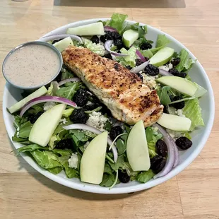 Forgot the name but it has apples and Gouda cheese   AMAZING!