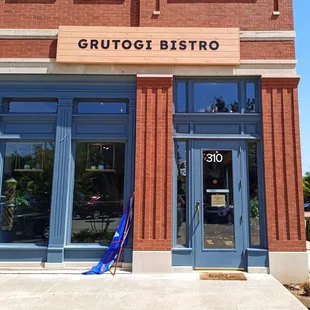 Parker Square @ the entrance.