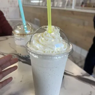 Vanilla shake and Oreo cookie shake