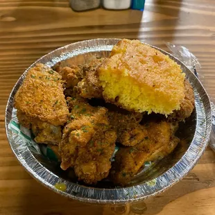 food, bbq wings, fried chicken wings, chicken wings and fried chicken, poultry, chicken wings, chicken, bbq chicken, fried chicken