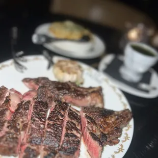 Porterhouse Bone-In Prime Ribeye 22oz.*