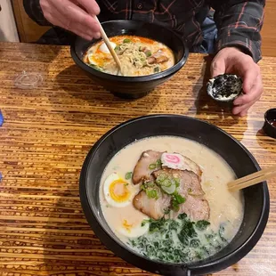 tonkotsu ramen (add egg, add spinach)