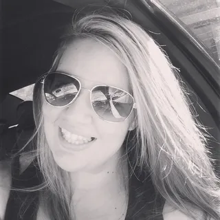 Felizia Y.