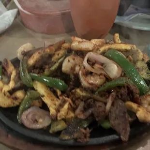 combo fajitas with chorizo