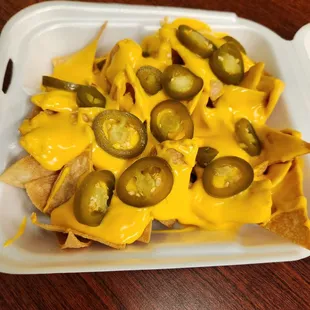 Regular nachos with jalapenos