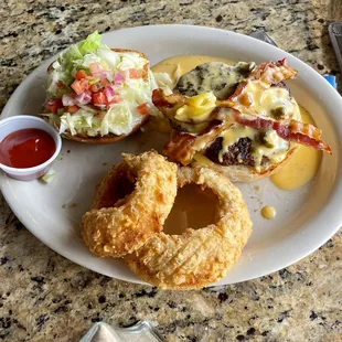 Queso burger and onion rings