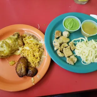 Crispy chile relleno. Rice and beans. Plantain. Chicharrones. Busghetti.