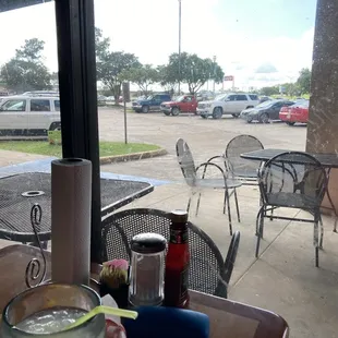 Windows don&apos;t look like they&apos;ve been cleaned in months (hard to tell on this pic but they are gross)