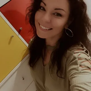 Dusti C.