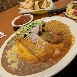 #7-CHILE RELLENO AND CHEESE ENCHILADA