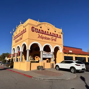 the outside of the restaurant