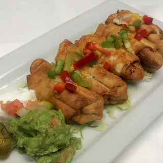 Fajita Veggie Mini Chimis Plate