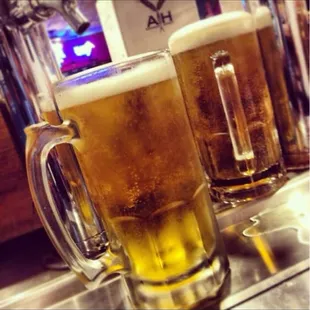 You favorite  ice and could 32 oz Beer!!