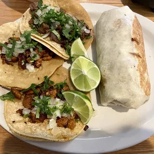 2 tacos al pastor
 1 taco steak
 1 burrito ground beef