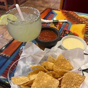 a margarita and tortilla