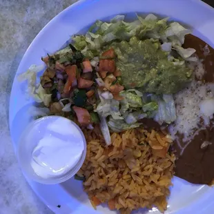 Beans and rice with salad