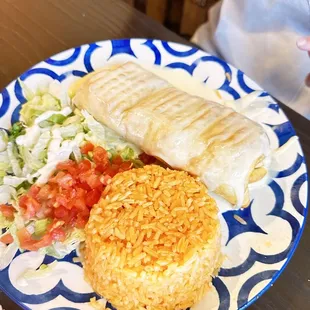 Chimicarnitas, rice and salad