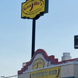 Guajillo&apos;s good looking sign to draw us in