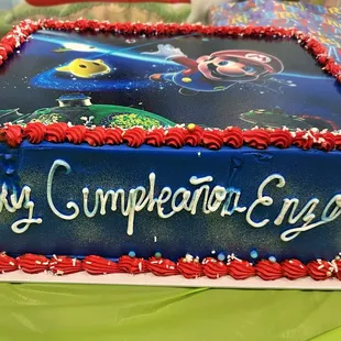 Tres leches cake for 30 people