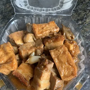 New:  steam table $5.98 a la cart - braised tofu with roast pork