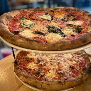 Classic &amp; Brooklyn pizzas
