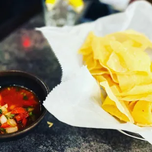 Fresh salsa and lightly salted chips.