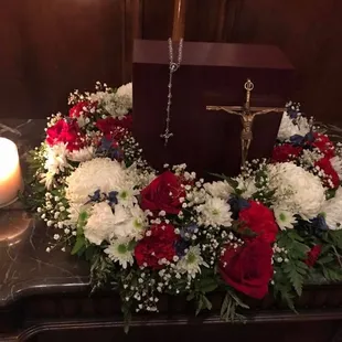 Memorial Service Urn