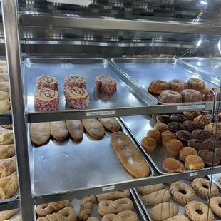 donuts, interior