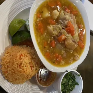 Sopa de Mano de res