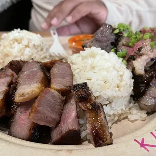 Here&apos;s that Combination Plate...beautiful smoked pork &amp; perfectly marinated galbi ribs...Yum!  You gotta come...right about Uncle Bo&apos;s