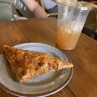 Pastelillo De Guayaba