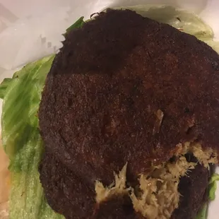 DISGUSTING CRAB CAKES!!!!! Ordered on 4/20/2017