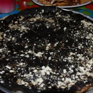 Tlayuda de Mole