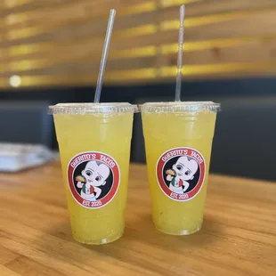 Agua Fresca de Piña.