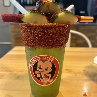 Pepino agua fresca con Chamoy y Lucas