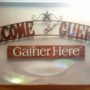 the welcome sign for the restaurant