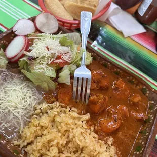 a plate of mexican food