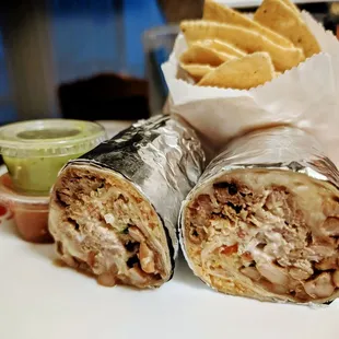 Super baby carnitas burrito
