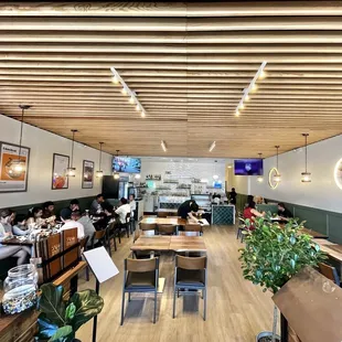 sushi and sashimi, interior