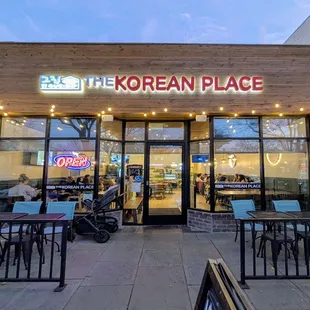 Evening exterior  01/05/25