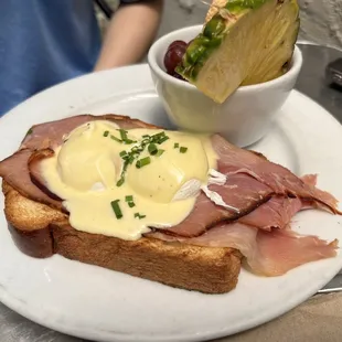 Egg benedict