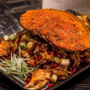 I hate eating crabs BUT I can eat the shell of this one if my stomach allows me to lol