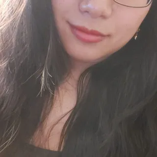 Victoria C.