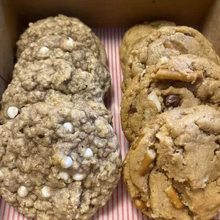 Cinnamon oatmeal and P.B. Pretzel