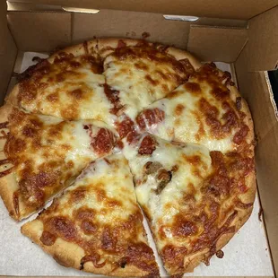 Medium sausage, extra sauce