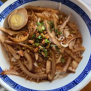 C7. GRN with Marinated Beef Tripe