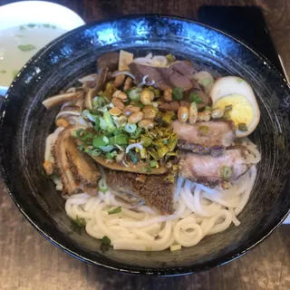 C8. Cold Guilin Rice Noodle